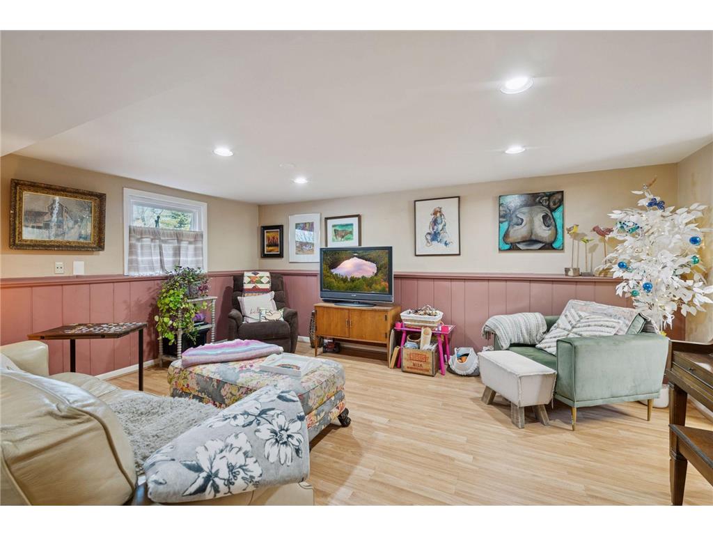 8717 Oxborough Avenue S Bloomington MN 55437 7007448 image32
