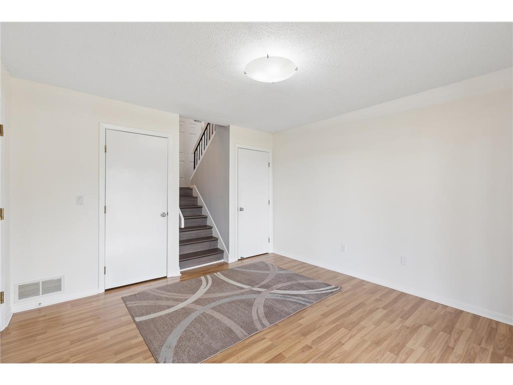 8718 Glasgow Lane Saint Bonifacius MN 55375 7041300 image15