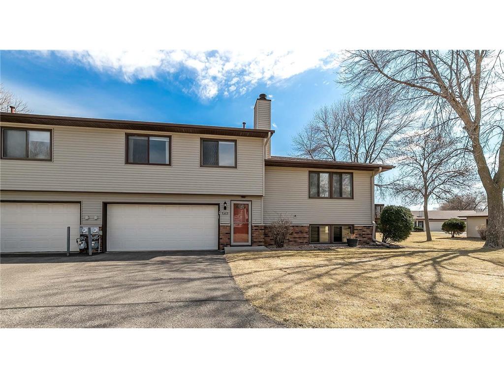 8718 N Maplebrook Circle Brooklyn Park MN 55445 6687422 image1