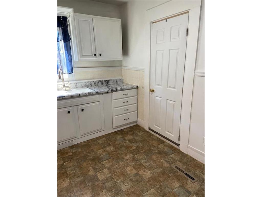 872 12th Street Windom MN 56101 7096841 image8