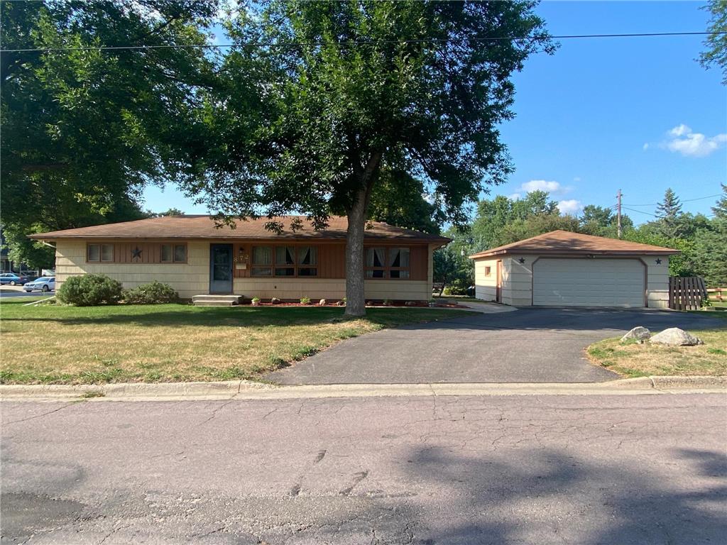 872 8th Street SW Faribault MN 55021 6408378 image1