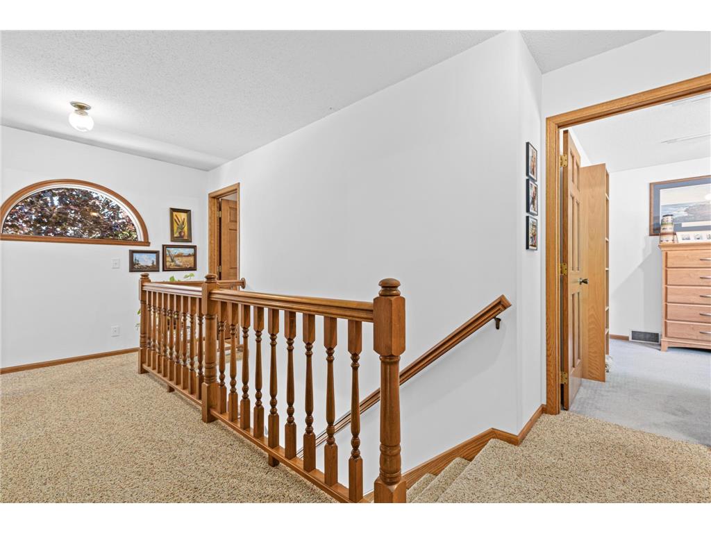 872 Westview Drive Shoreview MN 55126 7073672 image29