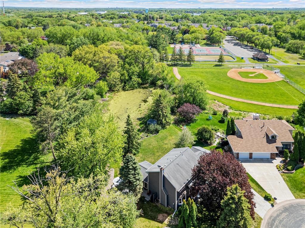872 Westview Drive Shoreview MN 55126 7073672 image42