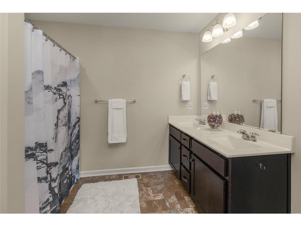 8720 Granite Circle Woodbury MN 55129 7012334 image18