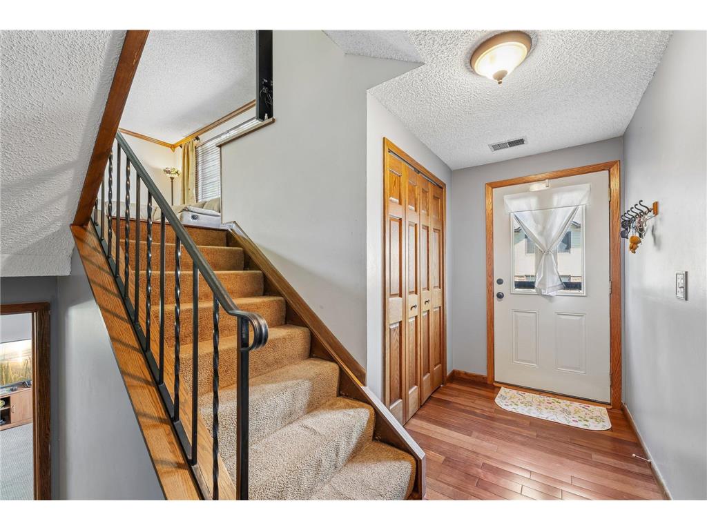 8720 N Maplebrook Circle Brooklyn Park MN 55445 7075701 image14
