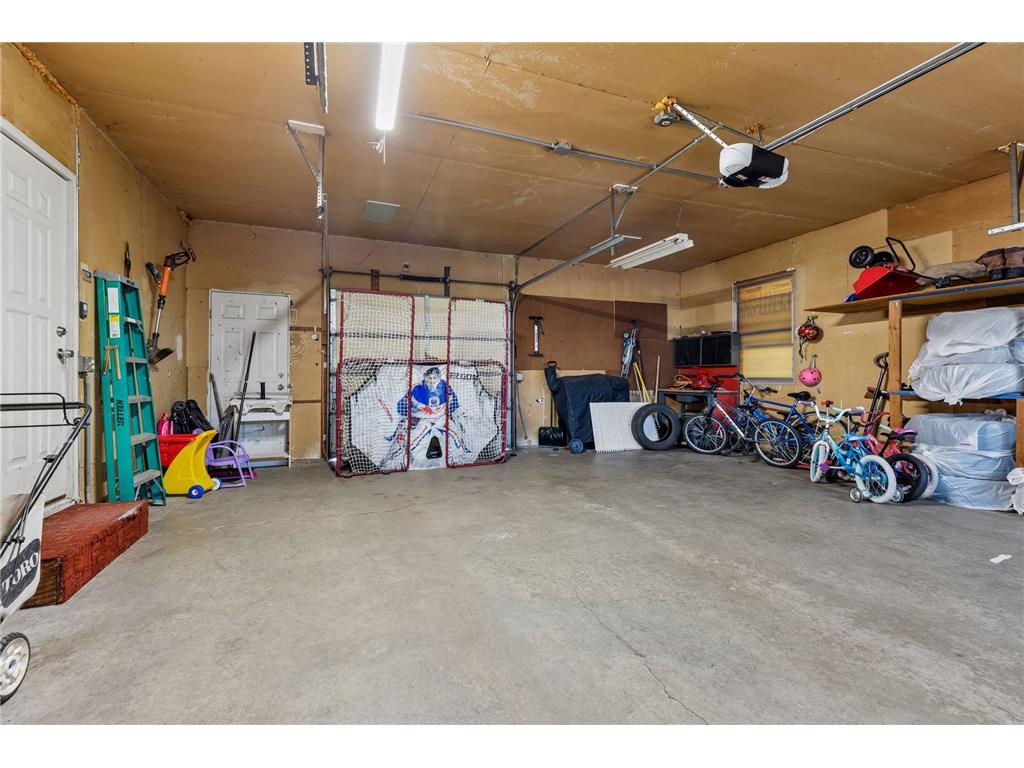 8721 Columbus Avenue S Bloomington MN 55420 7069583 image18