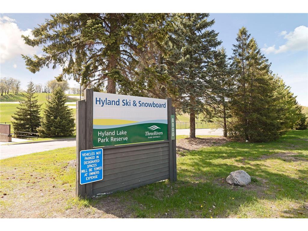 8721 Columbus Avenue S Bloomington MN 55420 7069583 image26