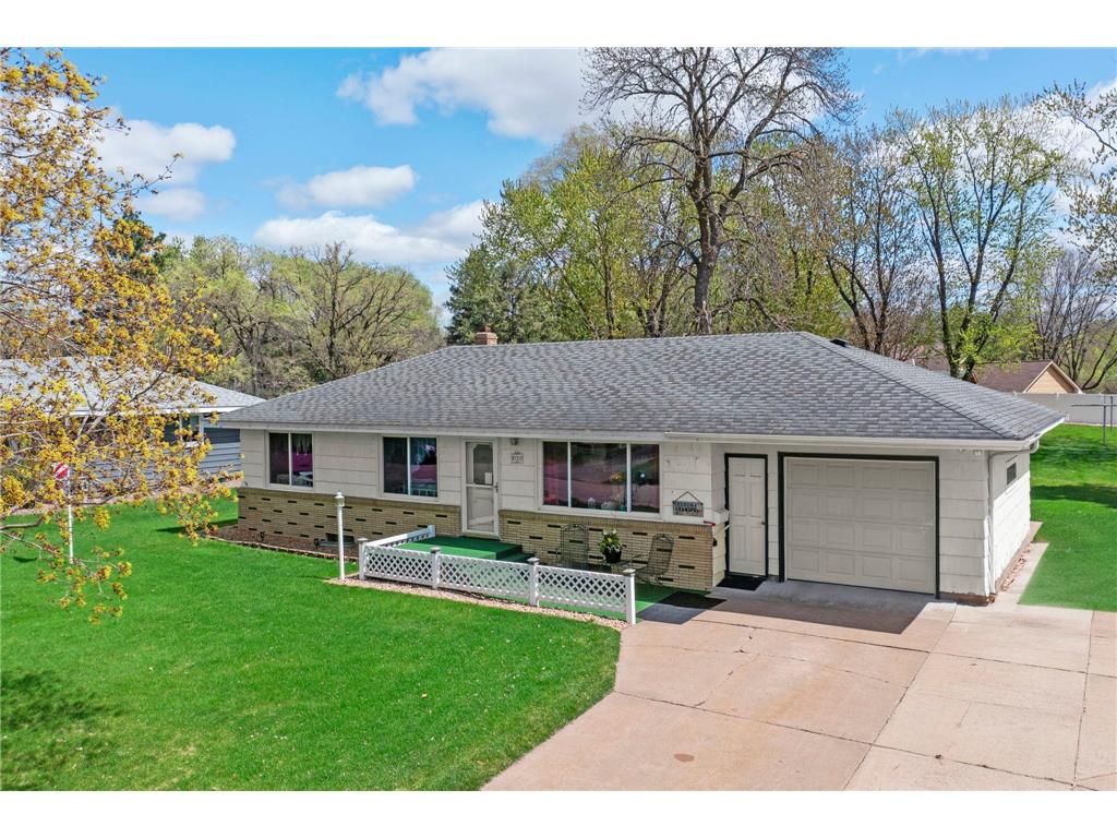 8721 Polk Street NE Blaine MN 55434 7064106 image1