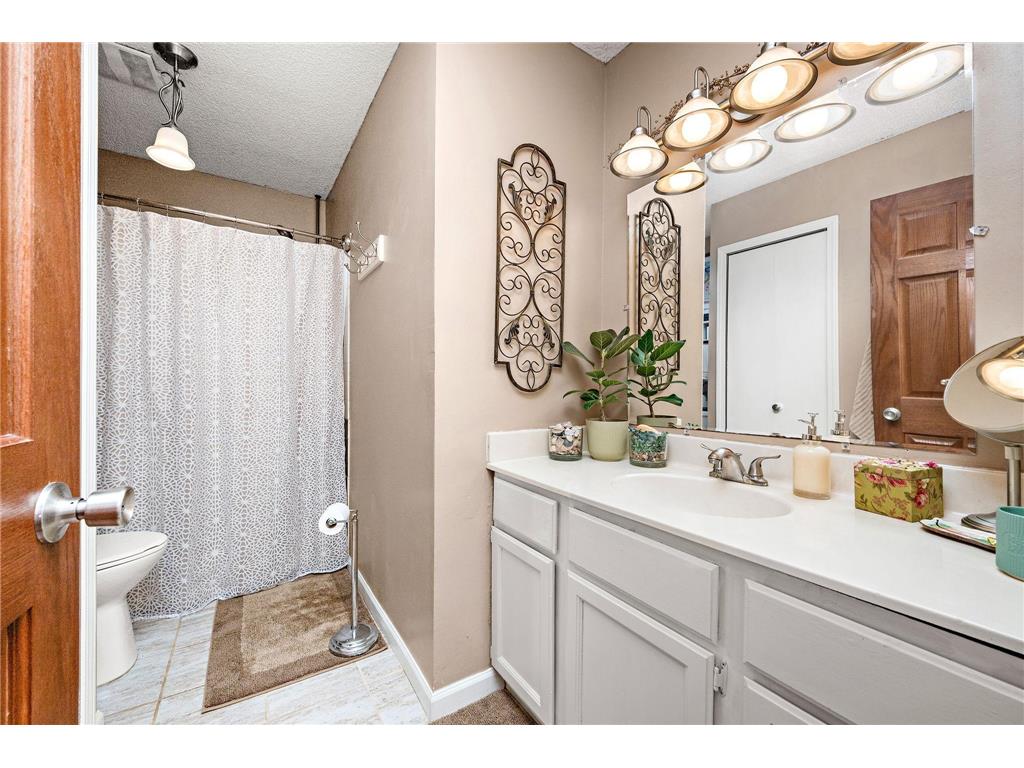 8723 Maplebrook Parkway N Brooklyn Park MN 55445 7102975 image16