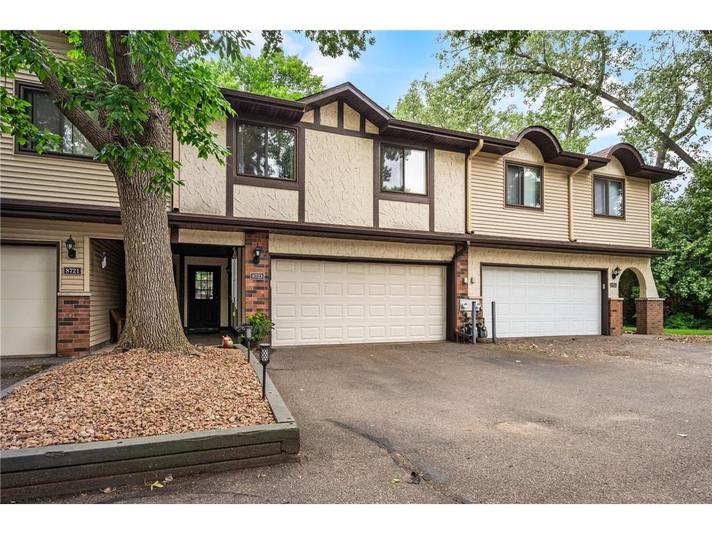 8723 Maplebrook Parkway N Brooklyn Park MN 55445 7102975 image2