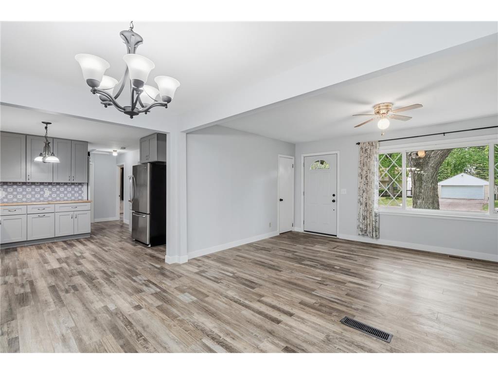 8724 1st Avenue S Bloomington MN 55420 7027115 image14