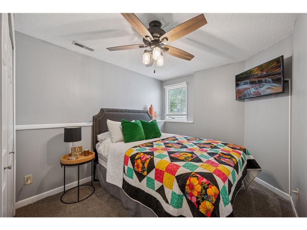 8724 Loch Lomond Boulevard Brooklyn Park MN 55443 7003250 image28