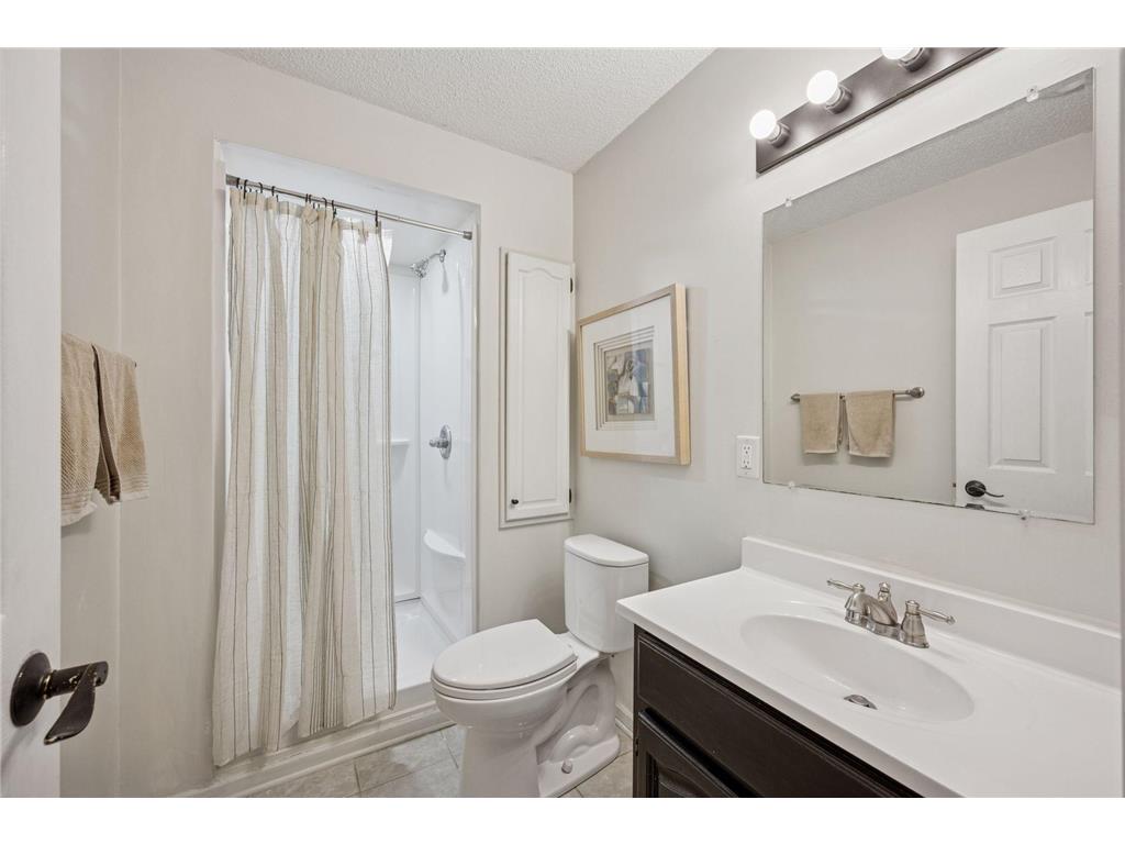 8724 Loch Lomond Boulevard Brooklyn Park MN 55443 7003250 image29