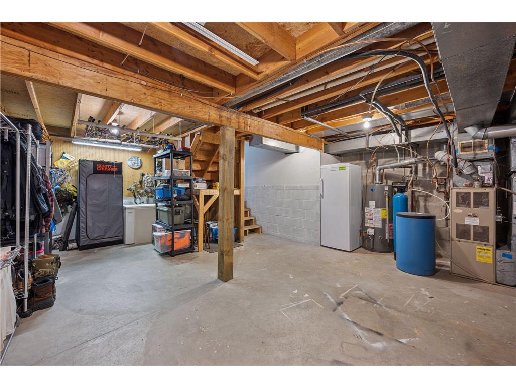 8724 Loch Lomond Boulevard Brooklyn Park MN 55443 7003250 image31