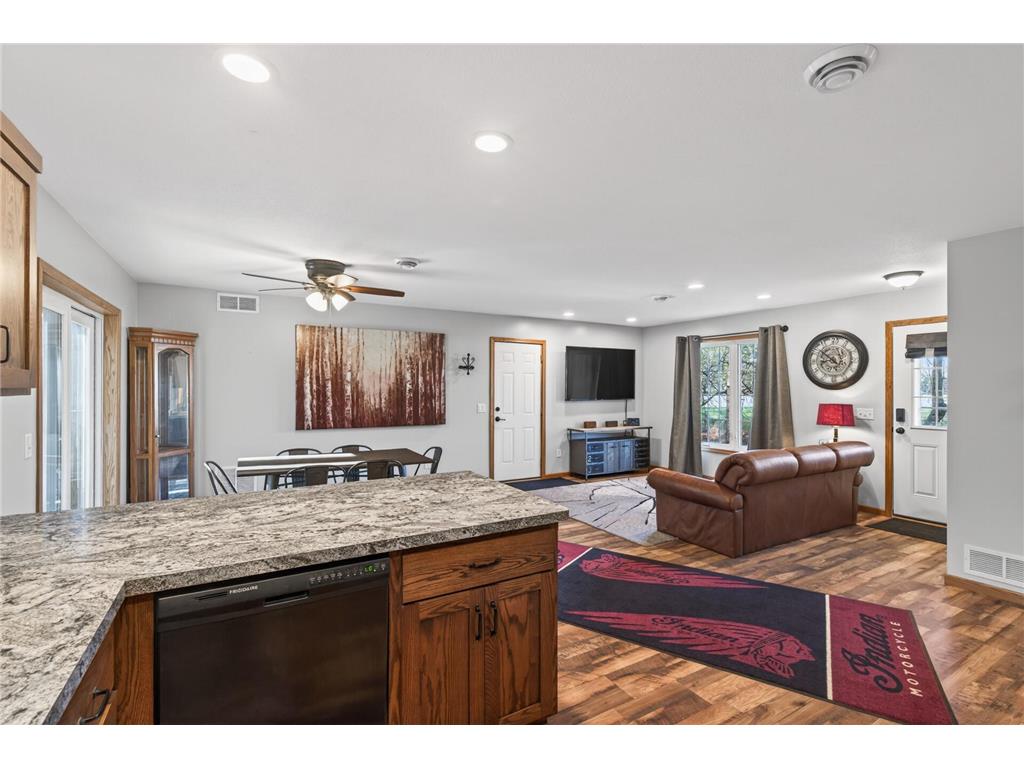 8725 Highway 95 NW Princeton MN 55371 7063959 image8