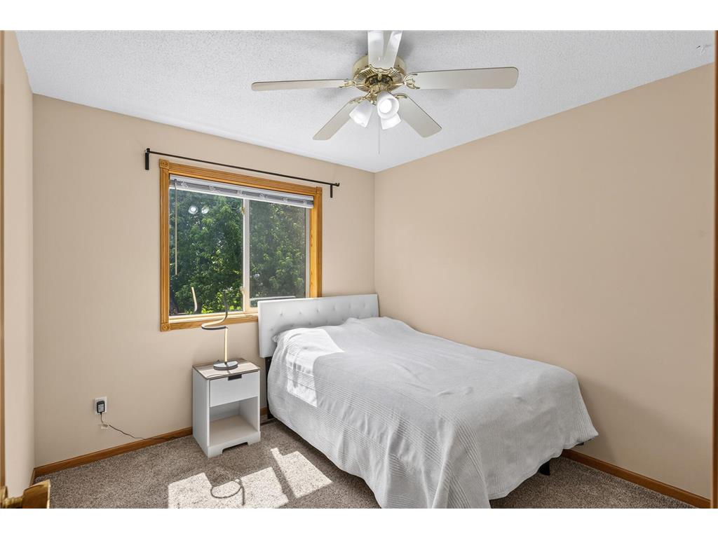 8725 Queens Gardens Brooklyn Park MN 55443 7097037 image10