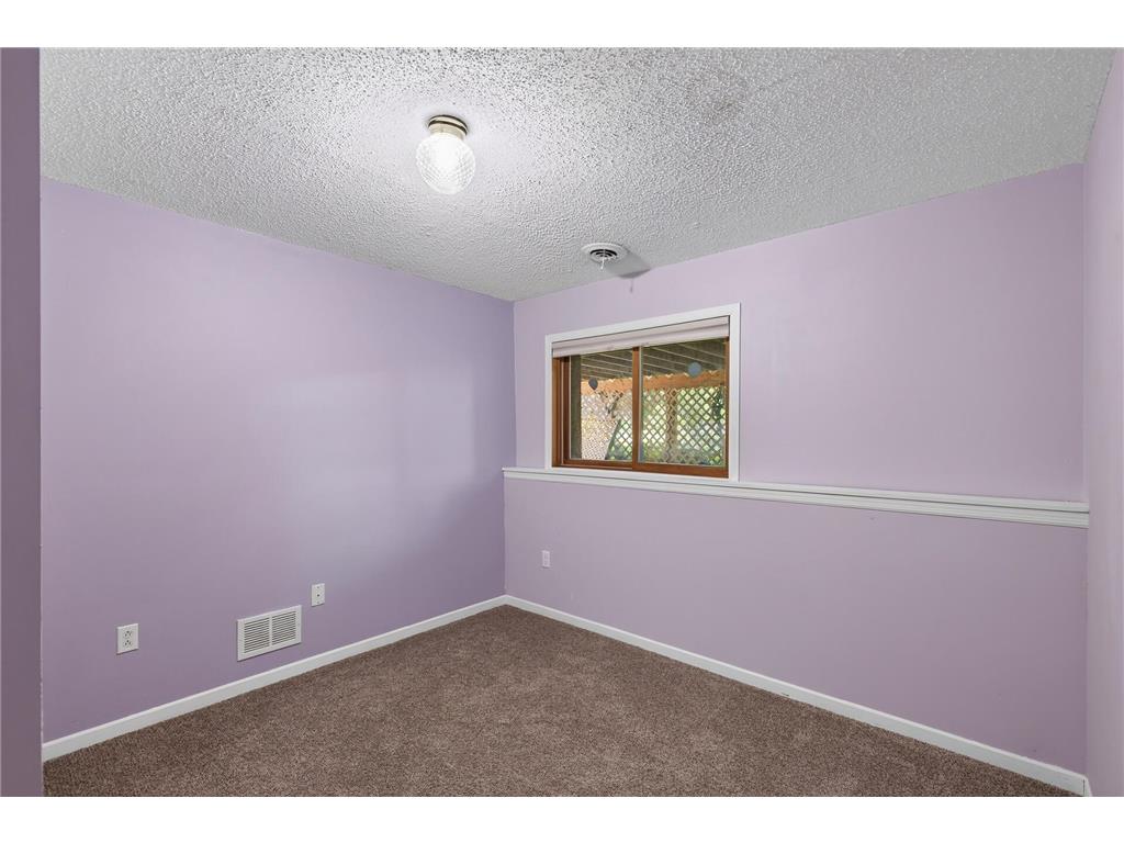 8725 Queens Gardens Brooklyn Park MN 55443 7097037 image12