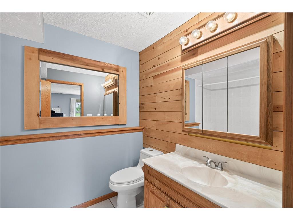 8725 Queens Gardens Brooklyn Park MN 55443 7097037 image15