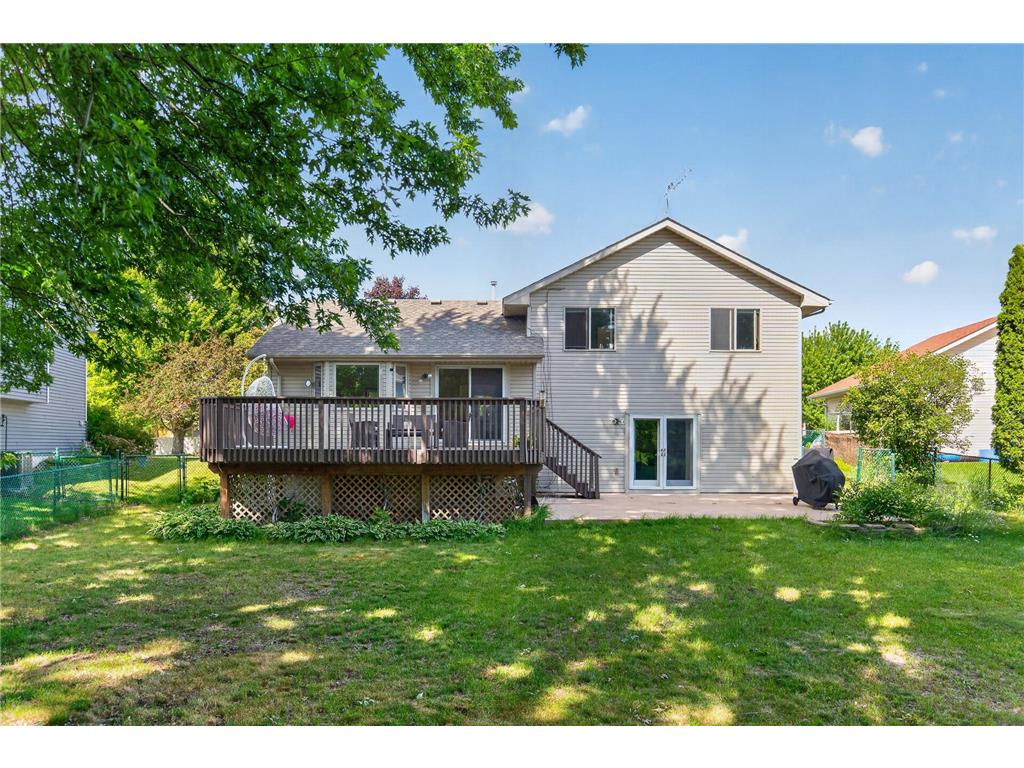 8725 Queens Gardens Brooklyn Park MN 55443 7097037 image24