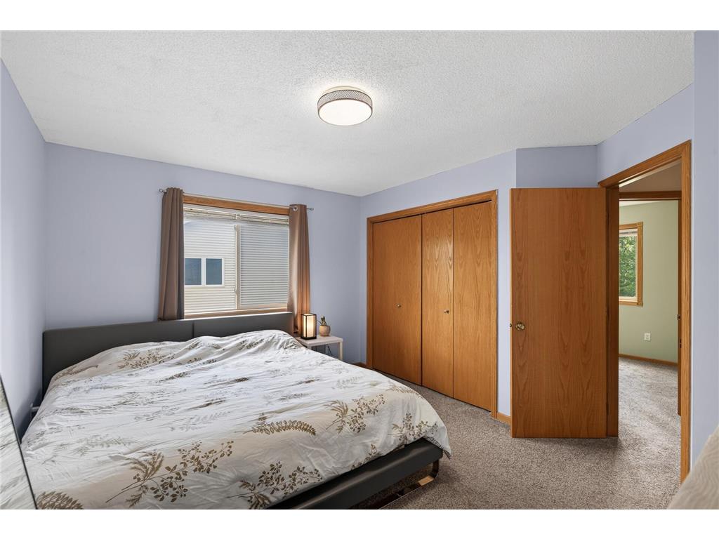 8725 Queens Gardens Brooklyn Park MN 55443 7097037 image9