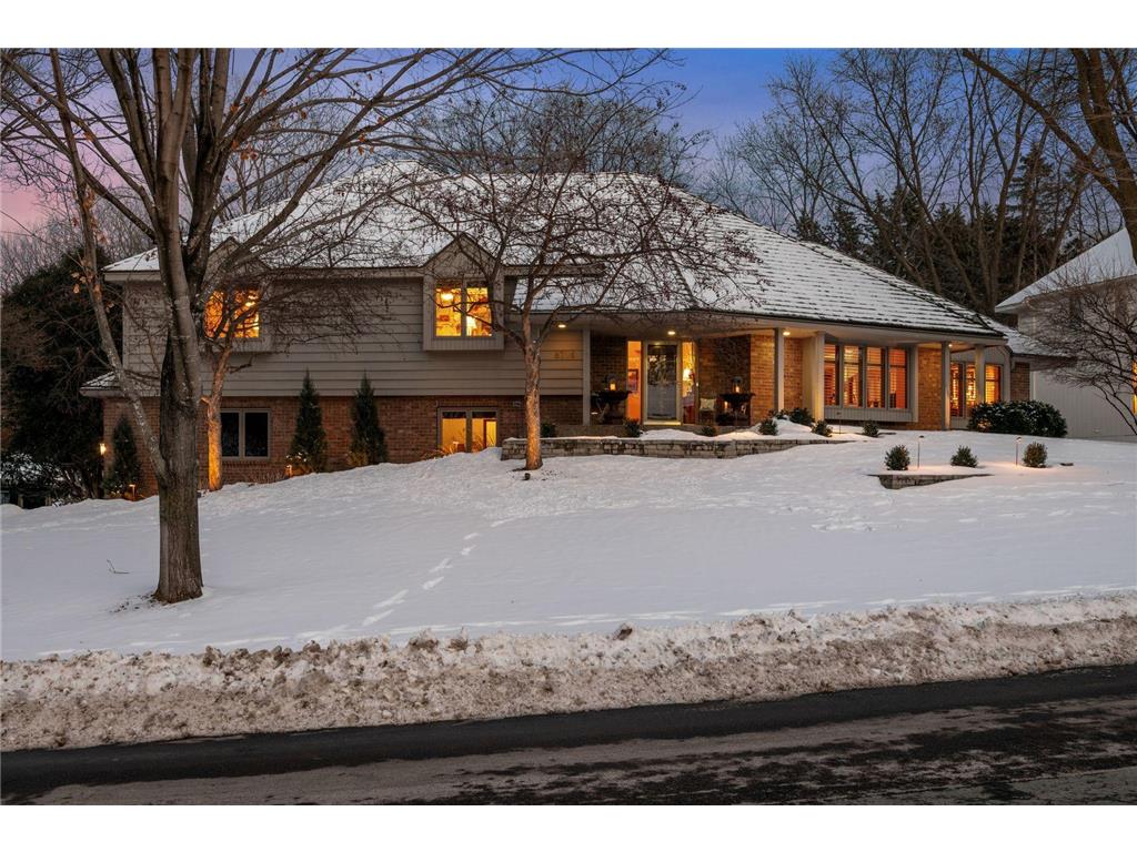 8725 Sandro Road Bloomington MN 55438 7015845 image1