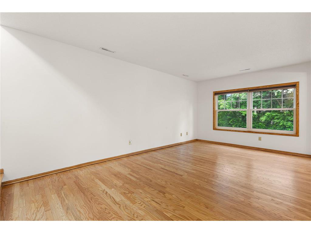 8727 N Bay Drive Chanhassen MN 55317 - Riley 7089453 image11