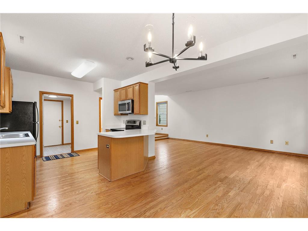 8727 N Bay Drive Chanhassen MN 55317 - Riley 7089453 image12