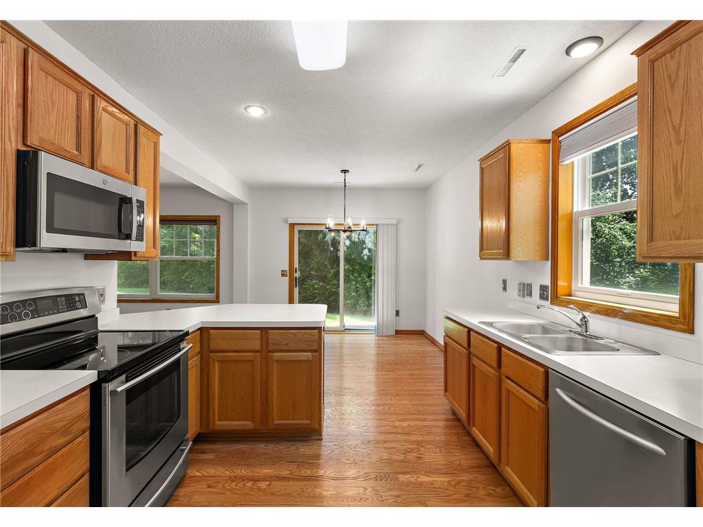 8727 N Bay Drive Chanhassen MN 55317 - Riley 7089453 image15