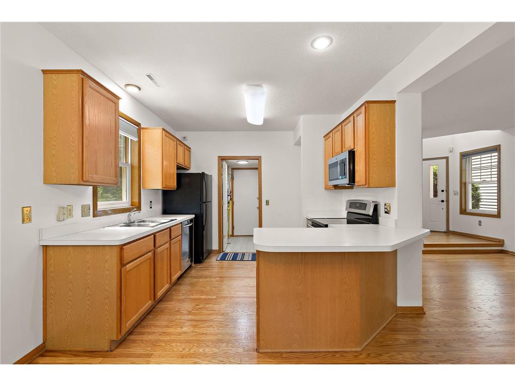 8727 N Bay Drive Chanhassen MN 55317 - Riley 7089453 image16