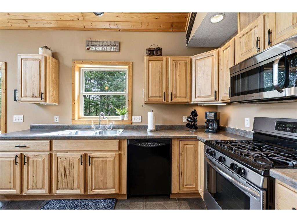 8728 Elephant Rock Road Spider Lake Twp WI 54843 - Teal 7053345 image17