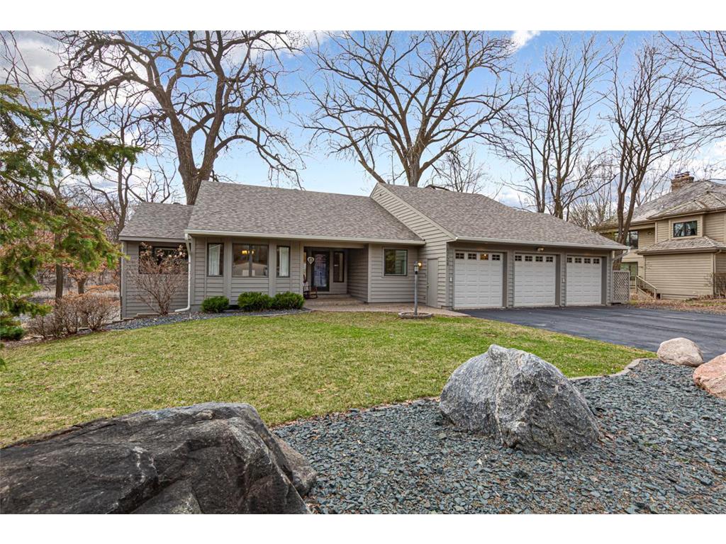 8728 Walton Pond Circle Bloomington MN 55438 6706504 image1