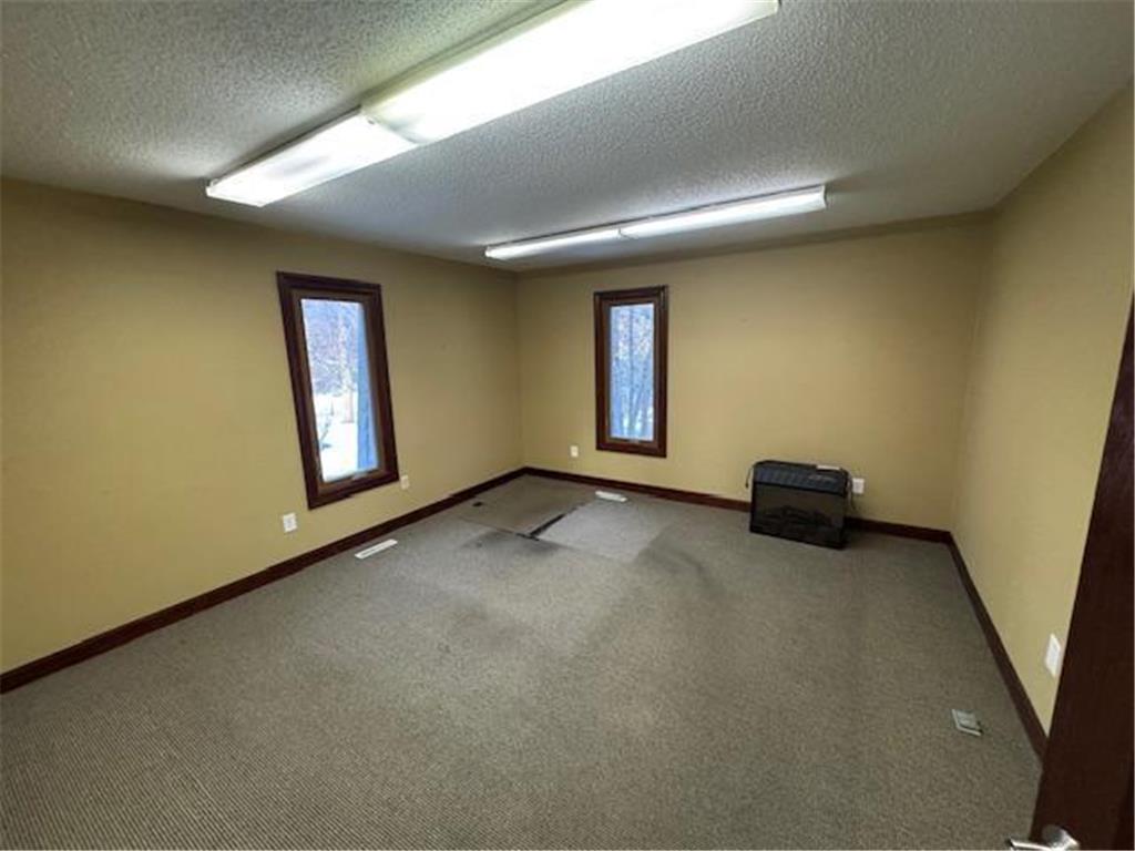 8729 Central Avenue NE Blaine MN 55434 6826062 image4