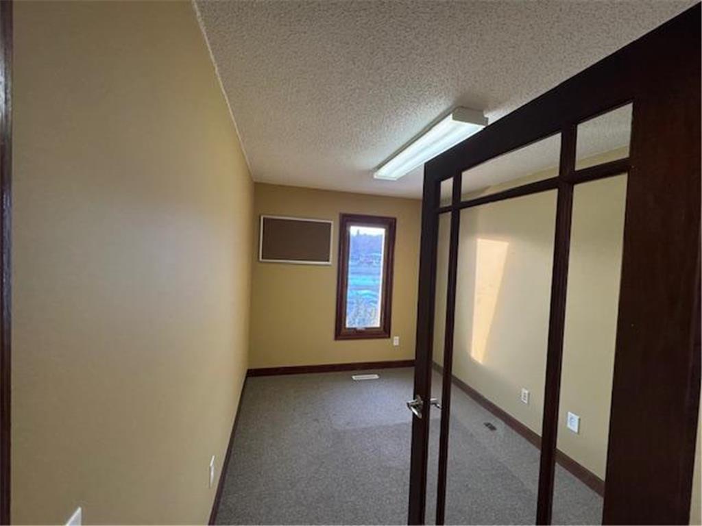8729 Central Avenue NE Blaine MN 55434 6826062 image8