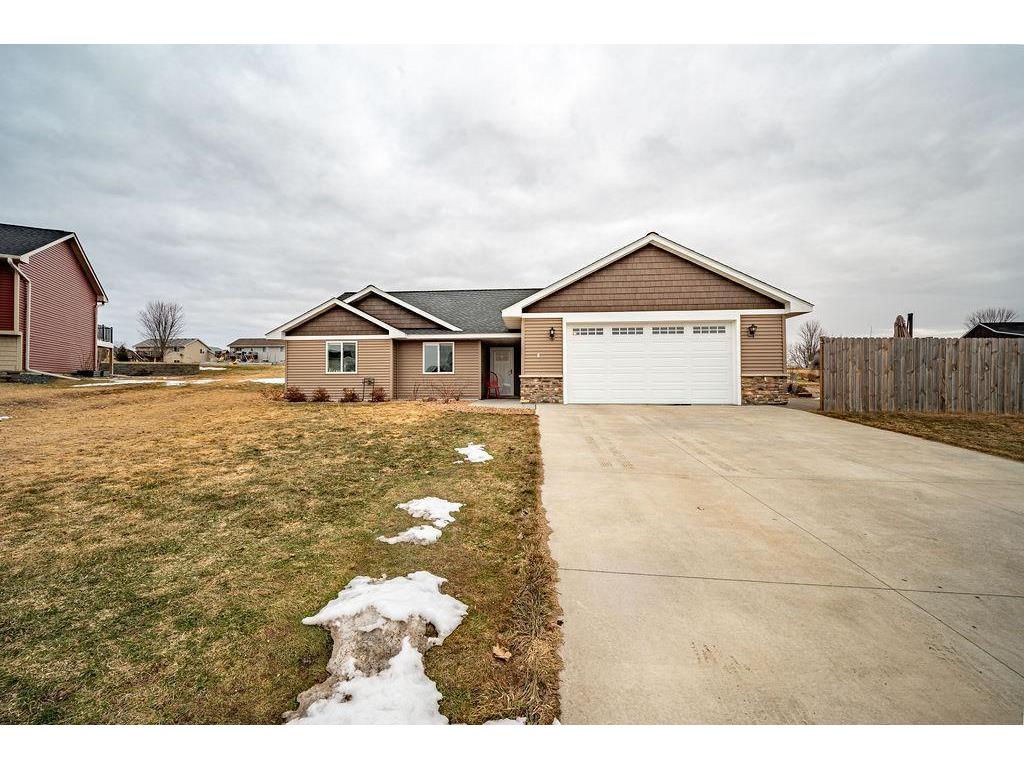 873 Hills Lane Ellsworth WI 54011 7029447 image1