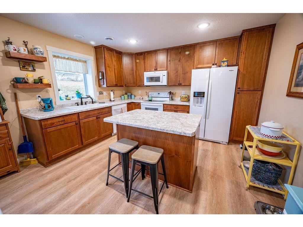 873 Hills Lane Ellsworth WI 54011 7029447 image2