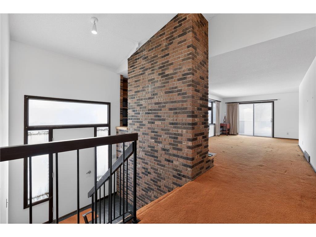8730 Summit Drive Eden Prairie MN 55347 - Red Rock 7101274 image2