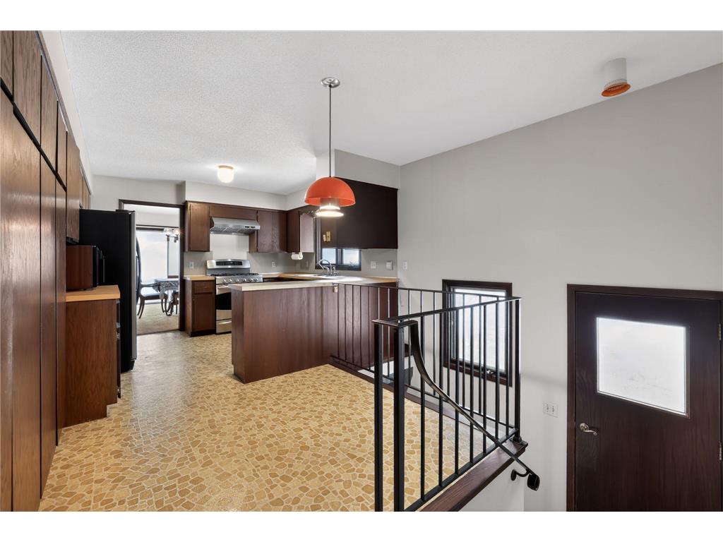 8730 Summit Drive Eden Prairie MN 55347 - Red Rock 7101274 image6