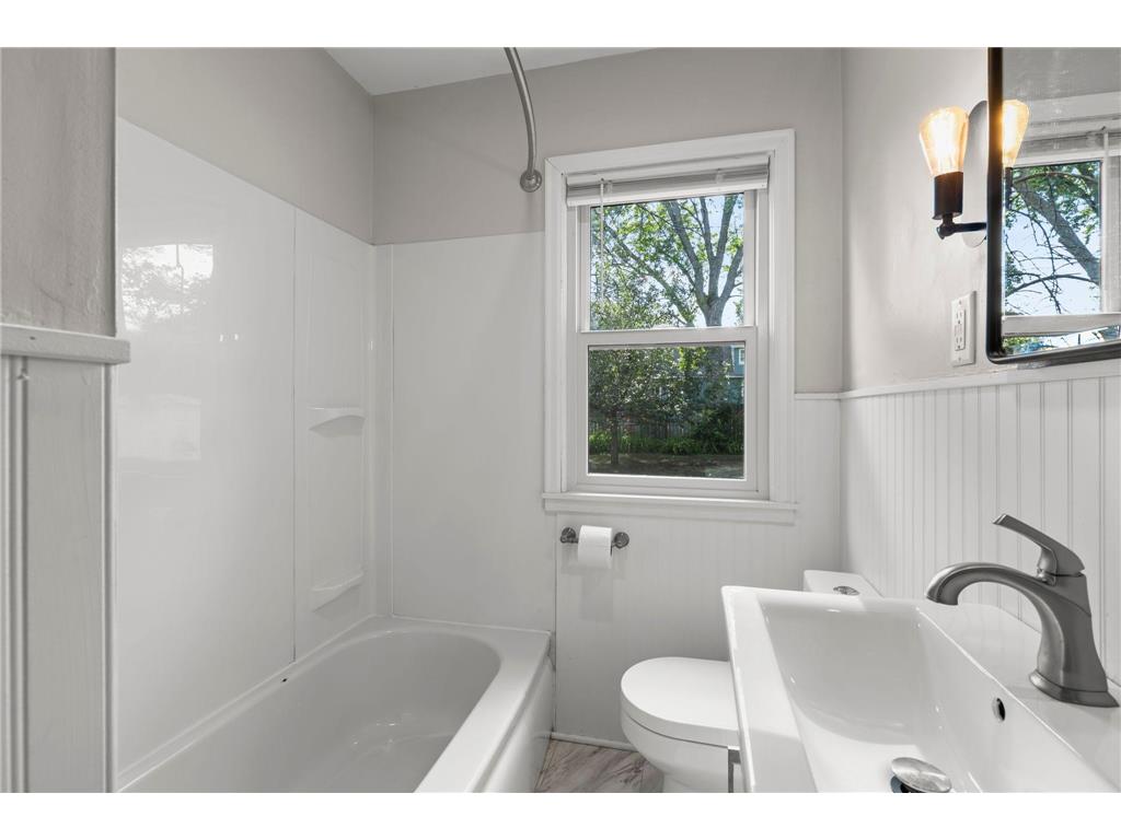 8734 Portland Avenue S Bloomington MN 55420 7100769 image20