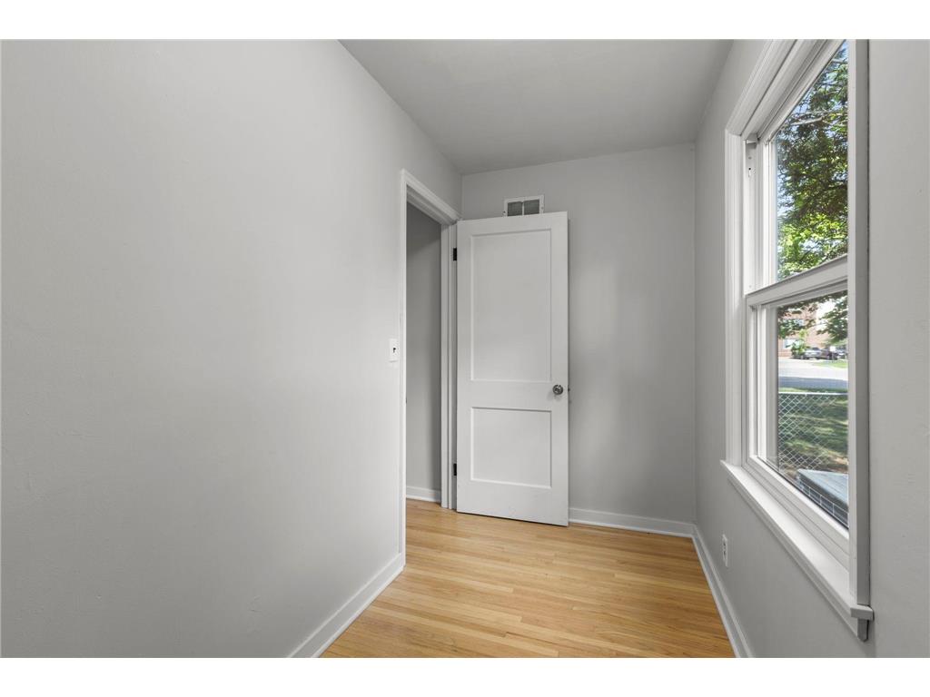 8734 Portland Avenue S Bloomington MN 55420 7100769 image22