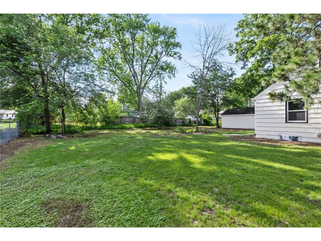8734 Portland Avenue S Bloomington MN 55420 7100769 image40