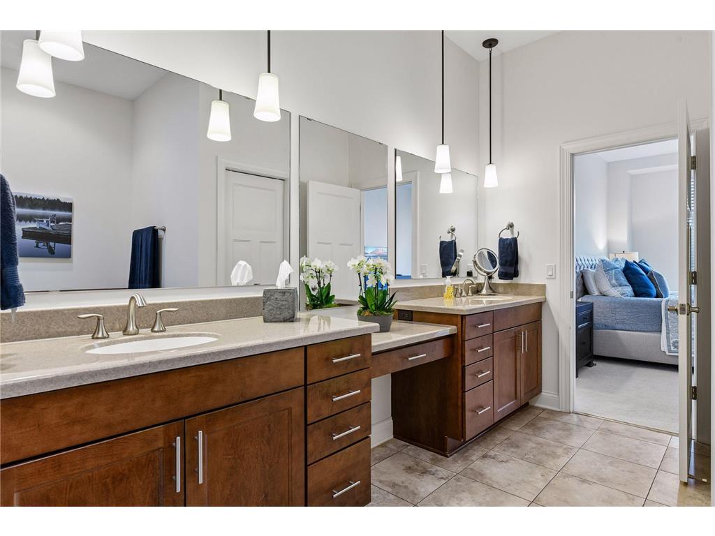 8736 Lake Riley Drive Chanhassen MN 55317 - Riley 7085976 image15