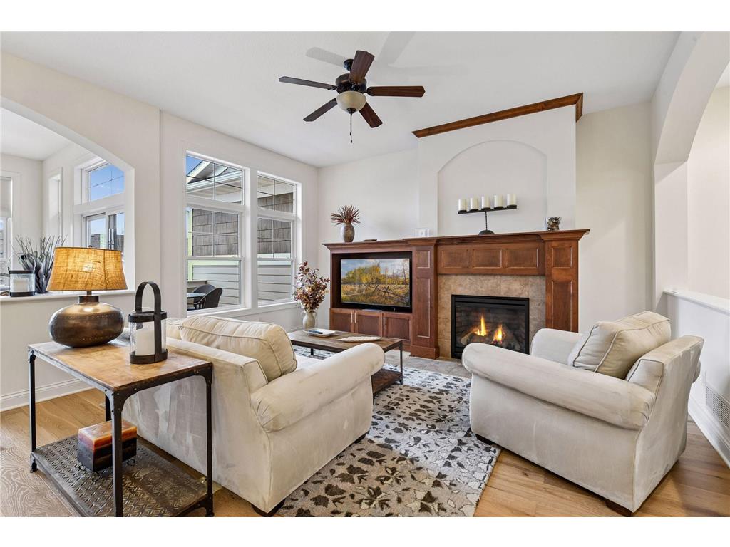 8736 Lake Riley Drive Chanhassen MN 55317 - Riley 7085976 image4