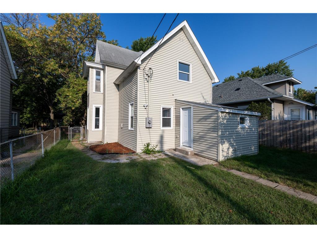 874 Howell Street N, Saint Paul, MN, 55104 MLS 6265613 Edina Realty