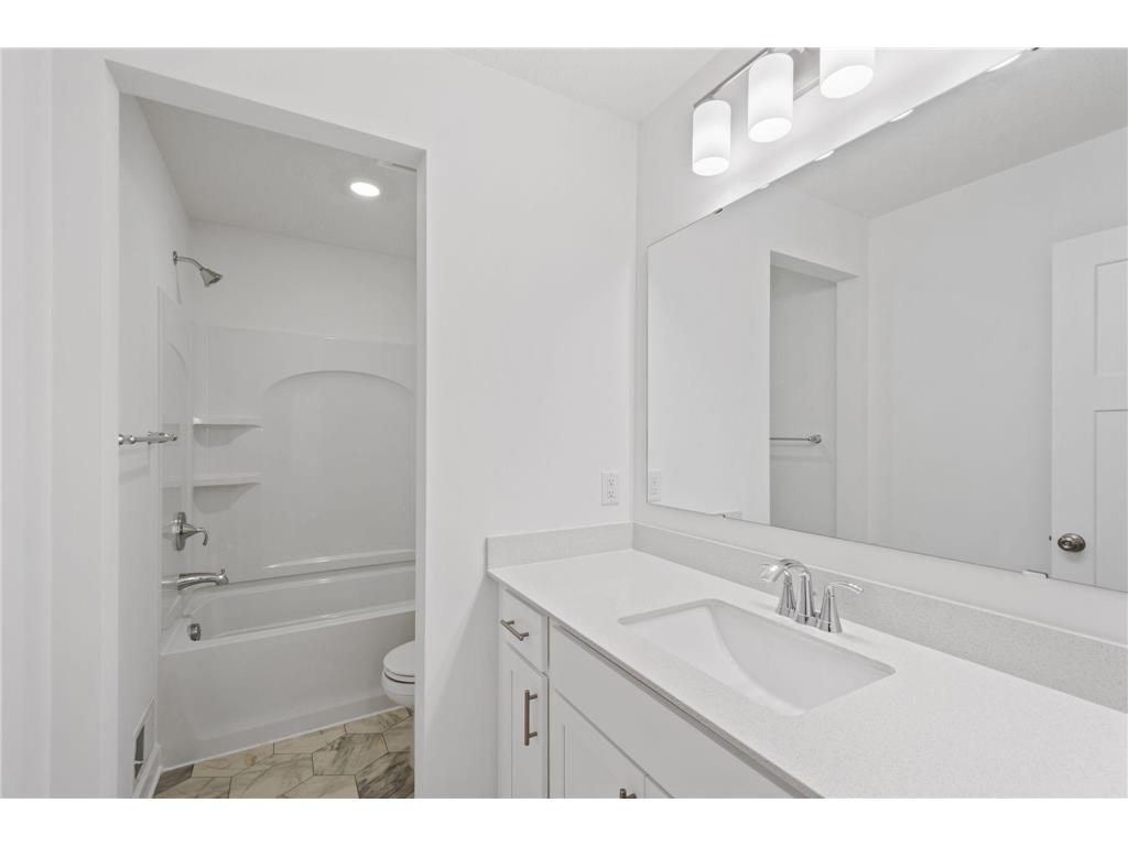 874 Londonderry Lane NW Rochester MN 55901 6809933 image18