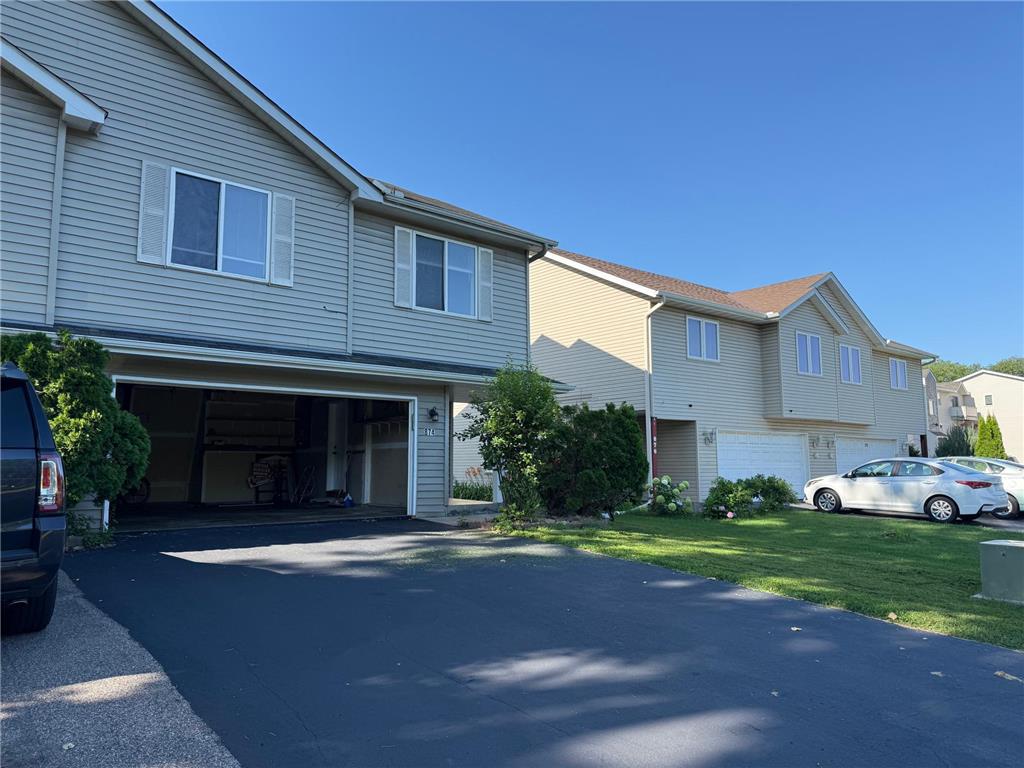 874 Wescott Square Eagan MN 55123 6747110 image1