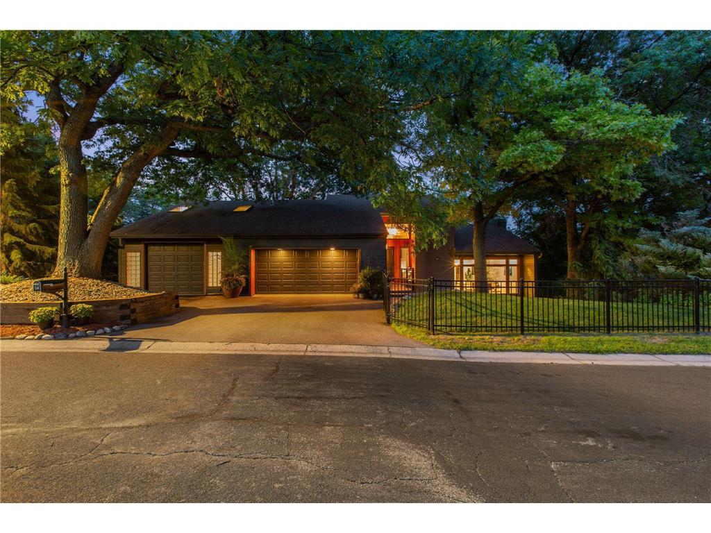 8745 Walton Oaks Drive, Bloomington, MN, 55438 MLS 6407787 Edina