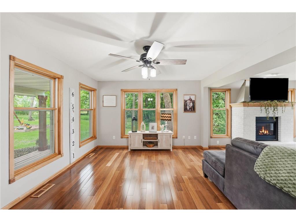 8746 Riverwood Circle N New London MN 56273 - Lake Monongalia 7083485 image15