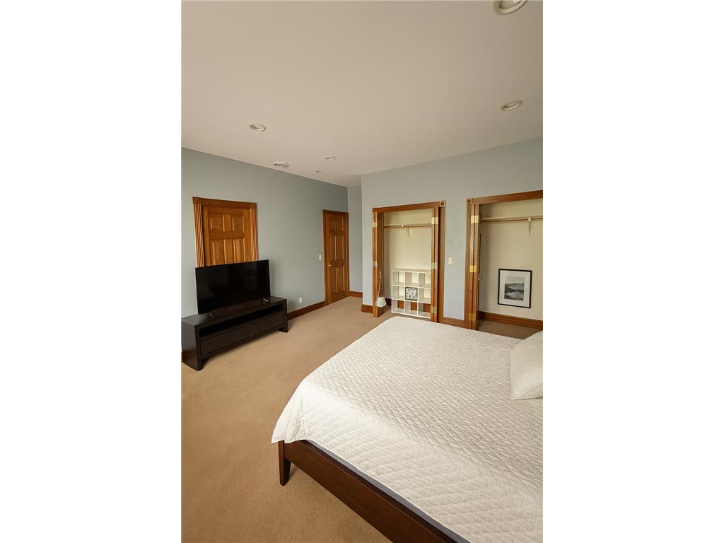 8748 Walton Oaks Drive Bloomington MN 55438 - Bush 6797858 image11
