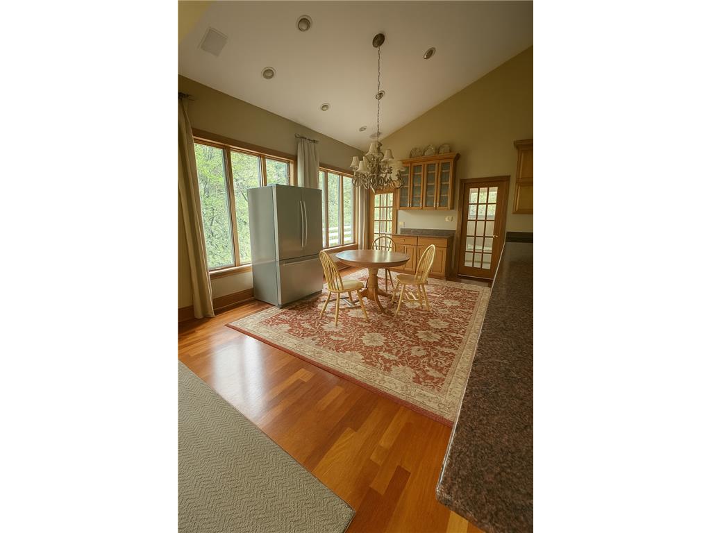 8748 Walton Oaks Drive Bloomington MN 55438 - Bush 6797858 image4