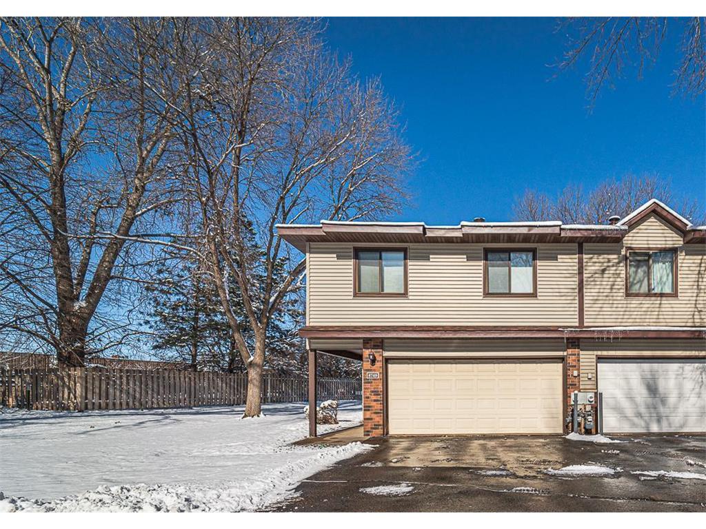 8749 Maplebrook Parkway N Brooklyn Park MN 55445 6487302 image1